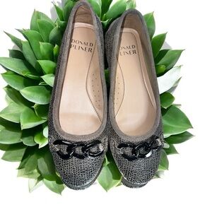 Donald J. Pliner Textured Gray Flats with Black Accent